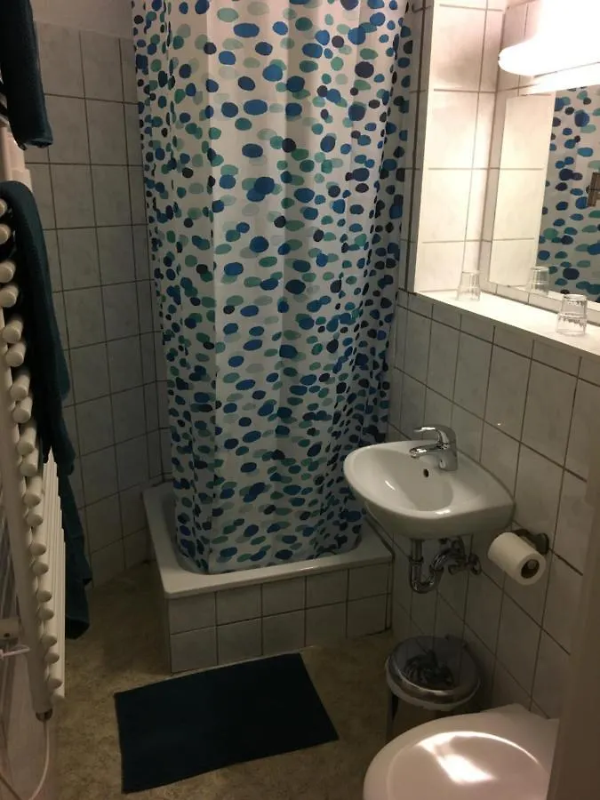 Zum Armen Mann Bed & Breakfast Dusseldorf