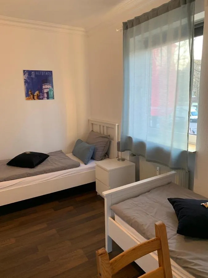 Zum Armen Mann Acomodação com café da manhã Düsseldorf
