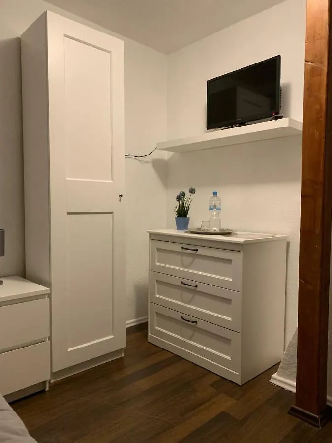 Zum Armen Mann Bed & Breakfast Dusseldorf
